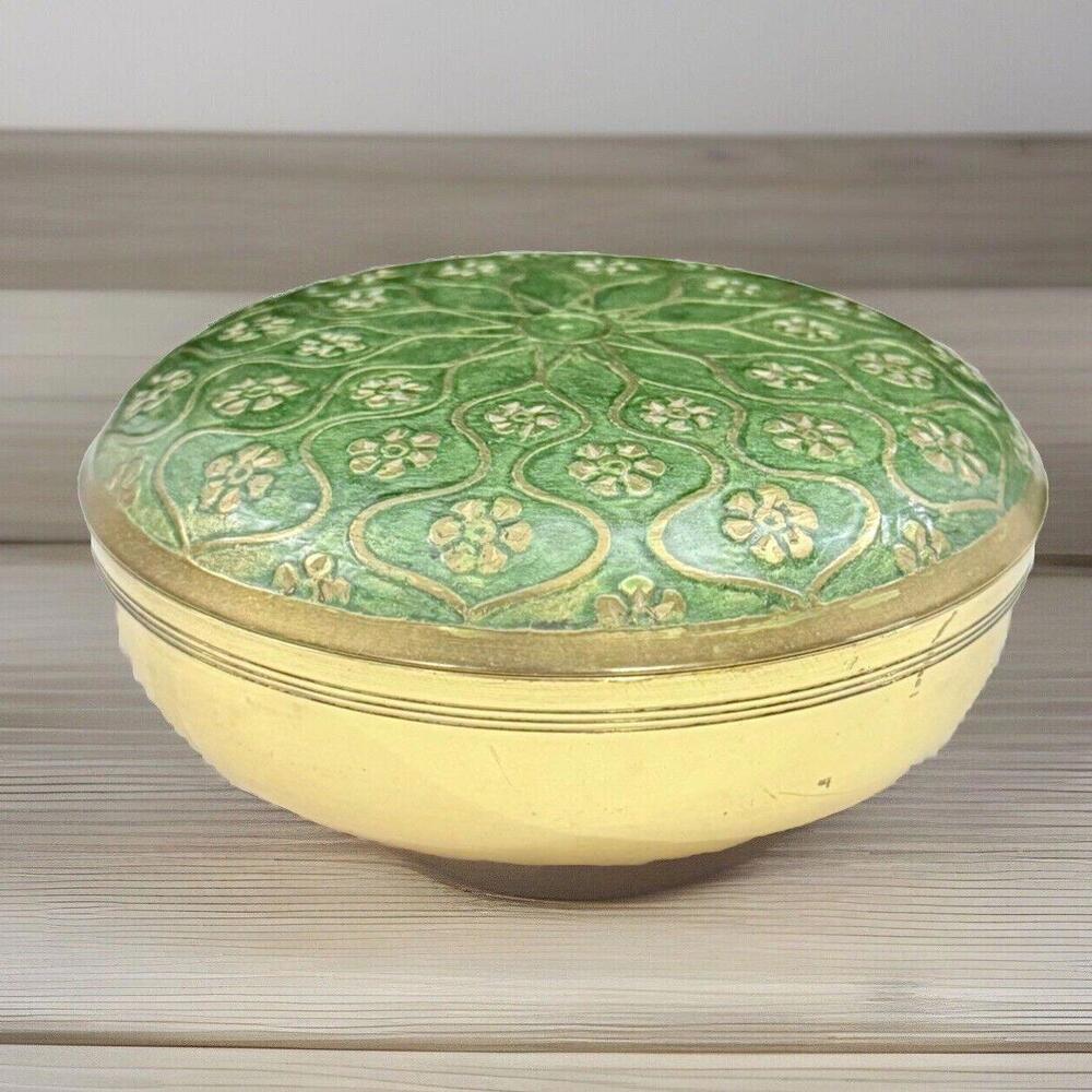 Vintage Jewelry Trinket Box Round Brass  2H x 4.5D  Made In india